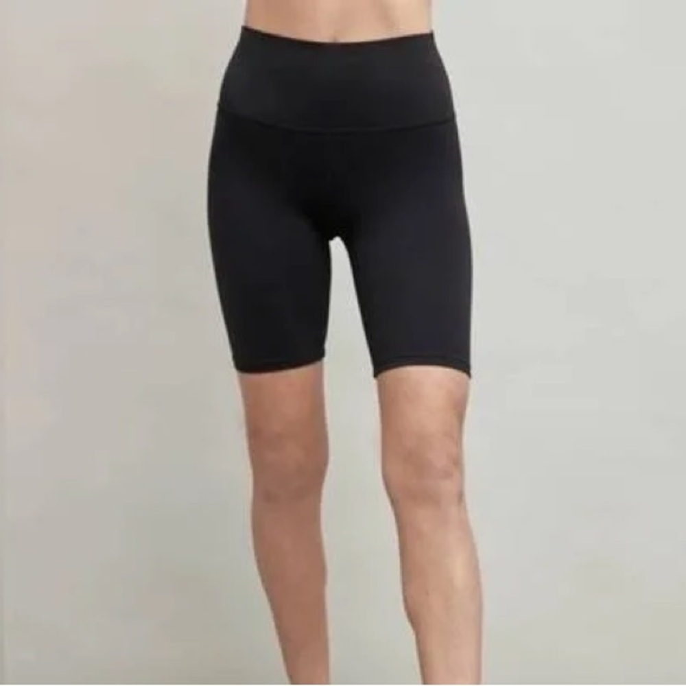 $65 New - Carbon38 Black Biker Shorts - Small